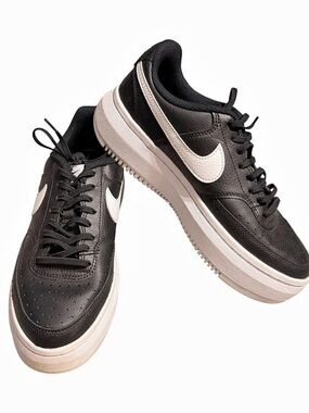 Nike court vision platform Black & White US 8.5
